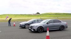 Изправиха най-мощната Tesla против Mercedes-AMG E63 (ВИДЕО)