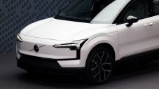 Volvo обяви рекордни продажби, но акциите й стигнаха дъното
