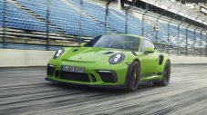 Клиентите на Porsche не искат 911 GT3 с турбо или хибрид