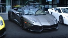 Юбилейният Lamborghini Aventador в открит вариант