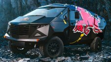 Red Bull превърна Land Rover Defender в изтребител