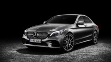 Обновеният Mercedes-Benz C-Class получи сензорен волан