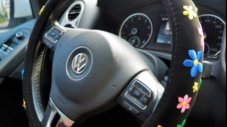 Вижте защо трябва да миете волана на колата