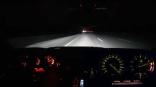 Как се справя 20-годишно BMW M5 на магистрала без ограничения?