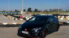 Нажежено желязо: тестваме Honda Civic Type R (ВИДЕО)