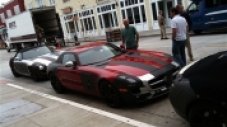 Засечен конвой от Mercedes SLS AMG в Монтерей, САЩ