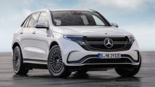 Mercedes отложи старта на продажбите на електрическия си кросоувър