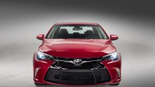 Toyota преобрази Camry
