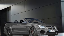 Компютърен образ и на кабриото Mercedes-Benz C63 AMG Black Series