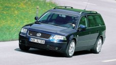 Чуйте как звучи VW Passat B5 със заводски W8