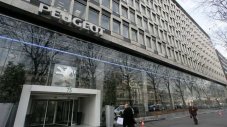 PSA Peugeot-Citroen продаде централата си в Париж