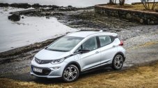 Opel не смогва с интереса към Ampera-e