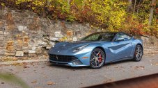 В Испания се продава Ferrari на цената на Dacia Duster