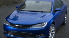 Chrysler 200 бе изпратен в пенсия
