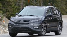 Първи снимки на обновената Honda CR-V