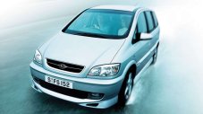 Subaru Traviq - японската Zafira, която се провали