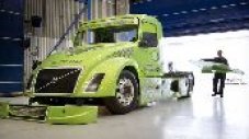 Volvo ще подобрява рекорда за скорост на хибриден камион