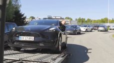 Поредна голяма компания върна целия си автопарк от Tesla заради Мъск