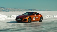 Jaguar постави рекорд за скорост върху лед