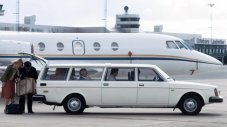 Това странното Volvo 245 Transfer побира 11 души