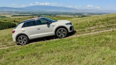Убиецът на Golf? Тестваме обновения Volkswagen T-Roc