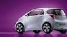 Toyota оборудва iQ със задна въздушна възглавница