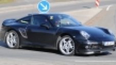 Нови шпионски снимки на новото поколение Porsche 911