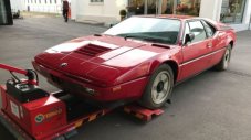 Уникално BMW M1 прекара 34 години забравено в гараж