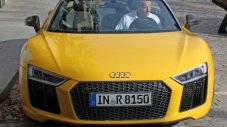 Това е новият роудстър Audi R8