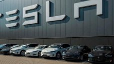 Новата евтина Tesla за Европа ще струва 23 000 евро