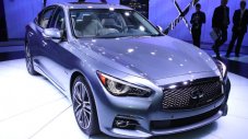 Новият Infiniti Q50 дебютира в Европа с германски мотори