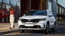 Новата Kia Sorento получи втори чифт очи