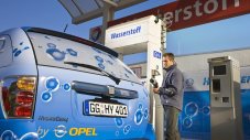 Водороден Opel ще обслужва летища в Берлин
