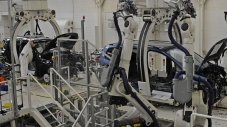 Робот уби служител в завод на Volkswagen