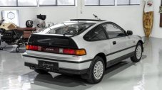 &bdquo;Капсула на времето&ldquo; - продава се идеална Honda CRX от 1990 година