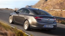 100 000 поръчки за новата Opel Insignia