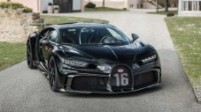 Bugatti отбеляза 300 произведени бройки Chiron