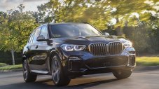 Вижте как ускорява новото BMW X5 с дизелов мотор с 4 турбини (ВИДЕО)