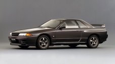 Как Nissan Skyline GT-R се превърна в "Годзила"?