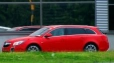 Opel подготви и версия OPC за Insignia комби