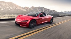 Защо Tesla слага 4 вентилатора отзад