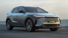 Шеф на Toyota: Пазарът не е готов за масова електрификация