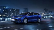 Toyota Avensis получи два дизела от BMW