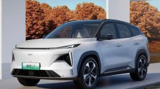  Geely представи хибрид с 1370 км пробег