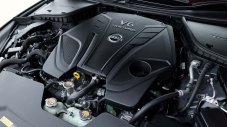 Nissan спира да харчи пари за нови ДВГ
