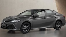 Toyota спира Camry в Япония след 43-годишна история