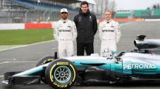 Ще спечели ли Mercedes отново титлата?