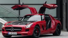 Mercedes се сбогува със SLS AMG