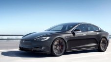 Tesla Model S вече е по-динамична от Bugatti Chiron