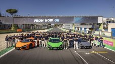 Криза ли? Lamborghini счупи рекорд през 2023 